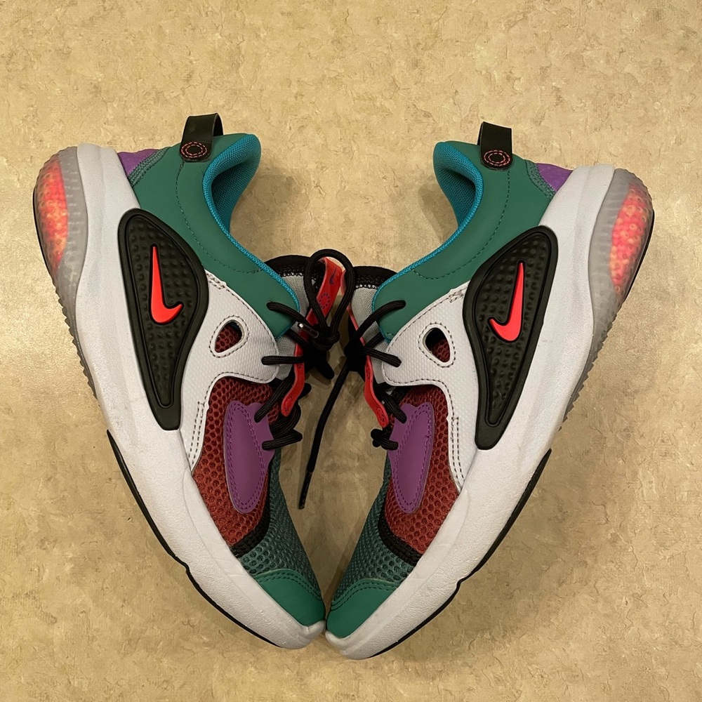 Nike joyride cc